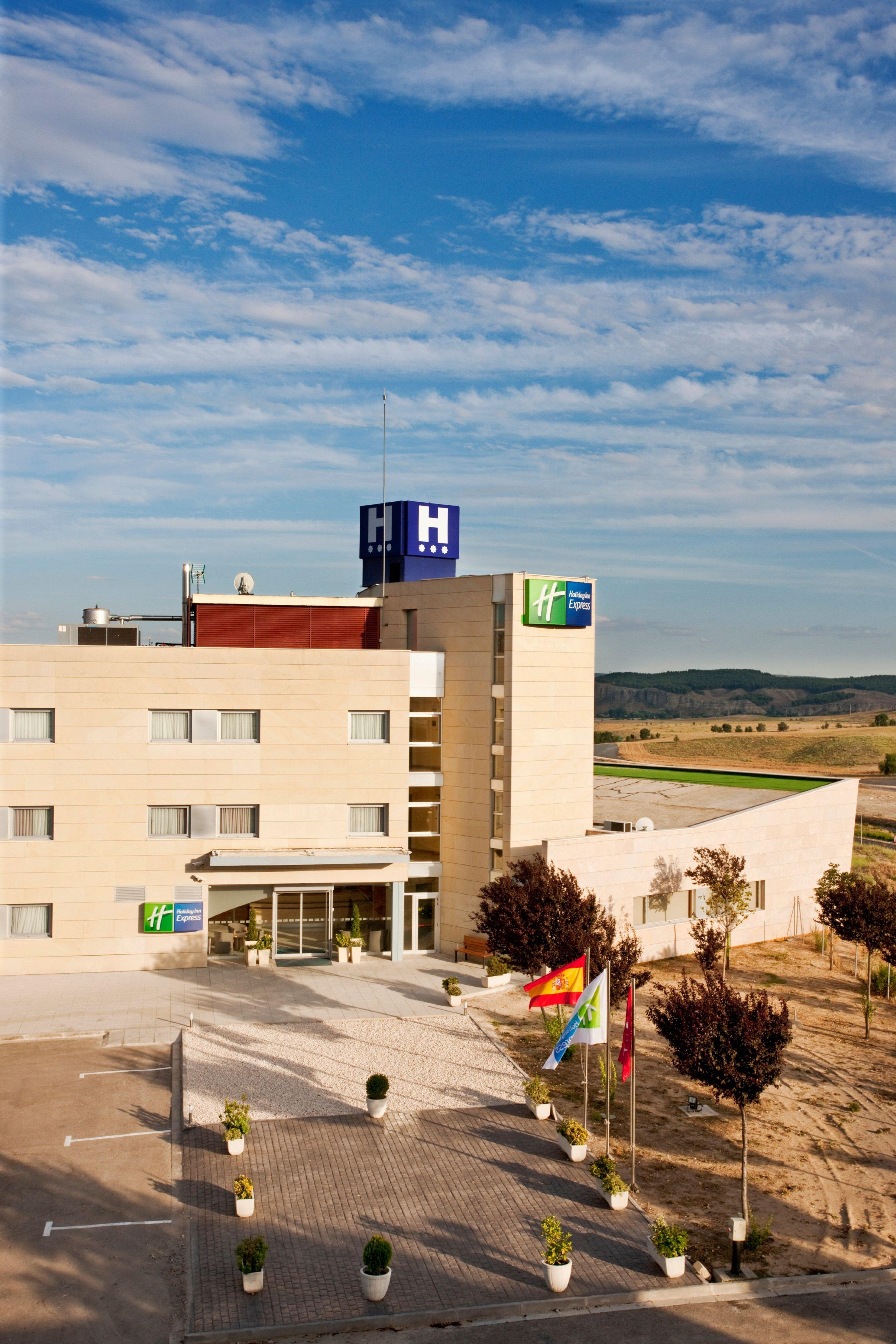 Hotel Holiday Inn Express Madrid-Rivas By Ihg Экстерьер фото