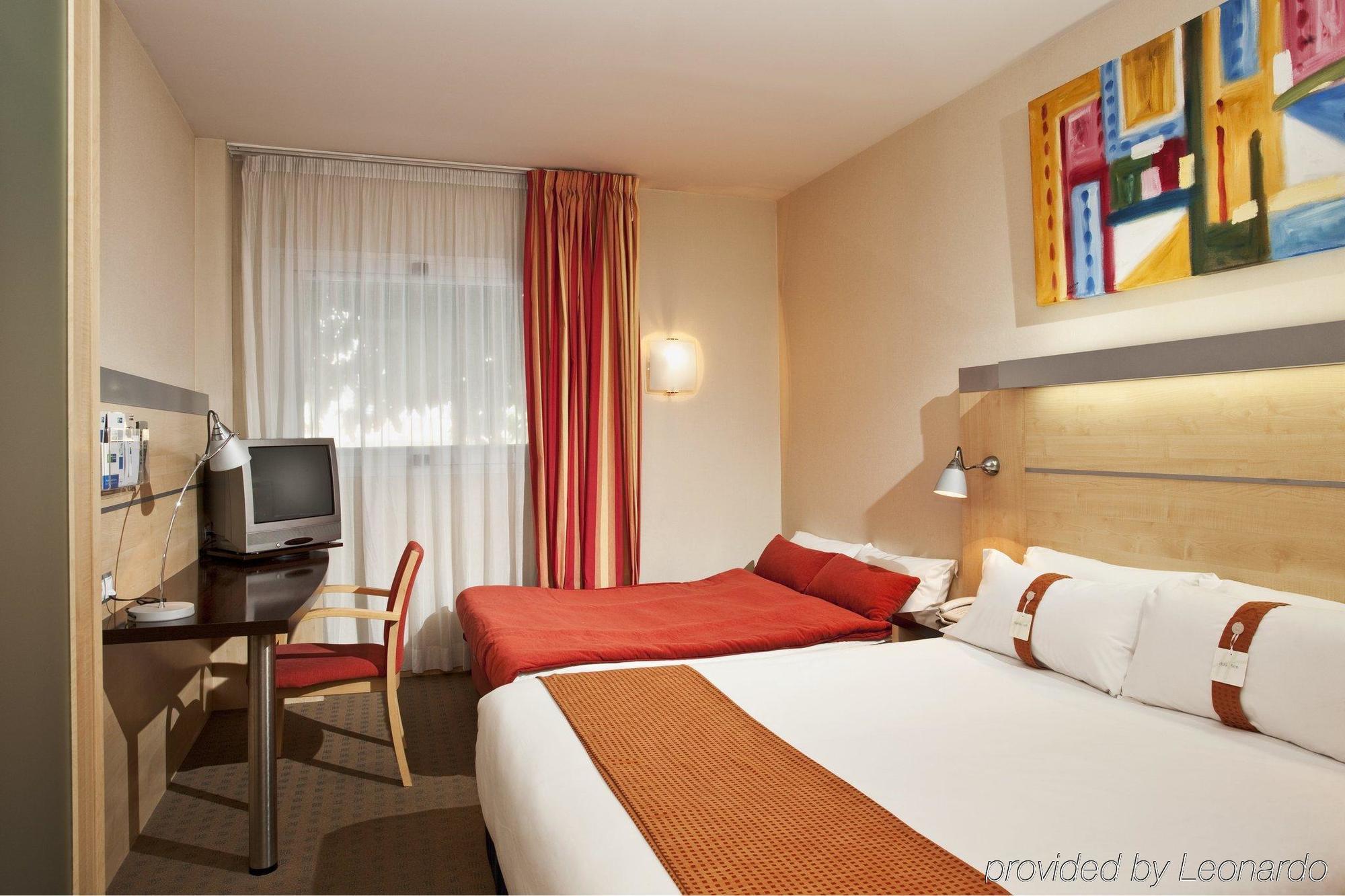 Hotel Holiday Inn Express Madrid-Rivas By Ihg Номер фото